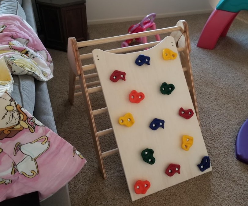 Kids Pikler Triangle with rock wall