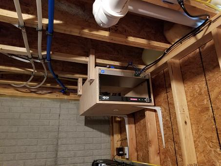 Hanging Server Rack